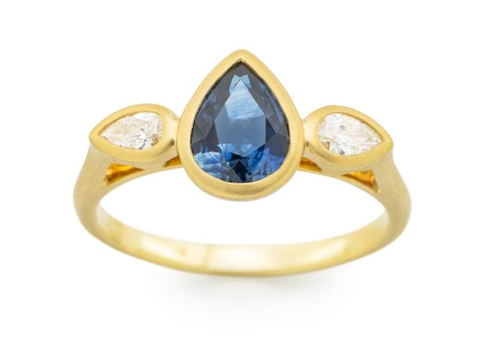 18K Yellow Gold Montana Sapphire 3-Stone Ring