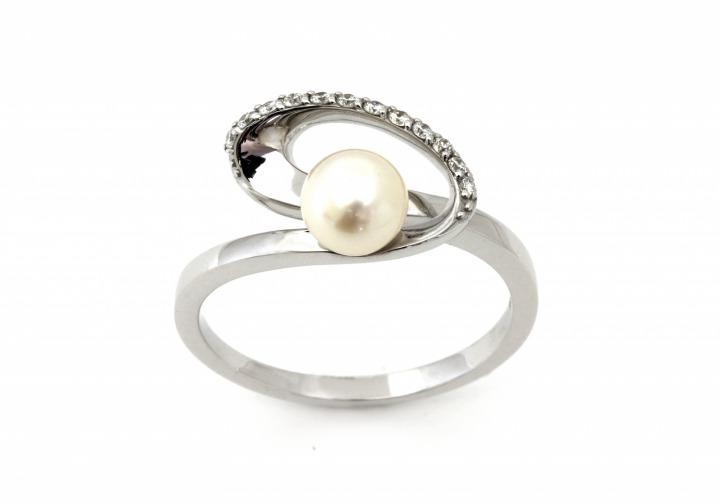 14K Pearl & Diamond Earrings | Bozeman Montana Jewelry | Gem Gallery